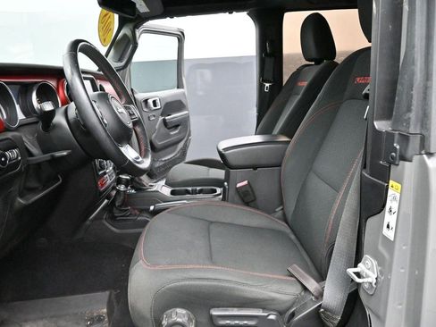 Used 2018 Jeep Wrangler Rubicon AWD/4WD image 12