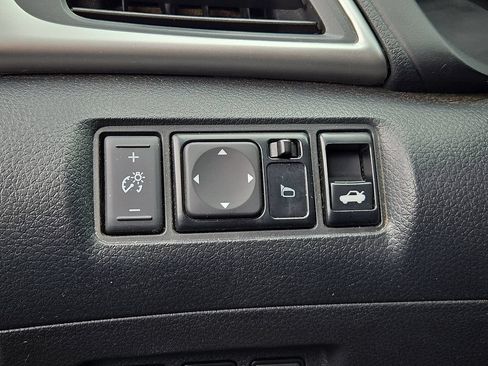 Used 2017 Nissan Sentra S w/ Protection Package FWD image 24