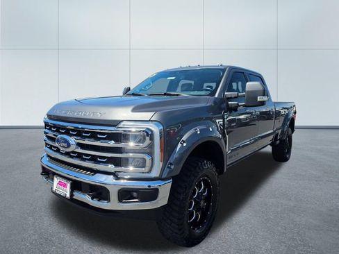 Used 2023 Ford F350 Lariat w/ FX4 Off-Road Package AWD/4WD image 1