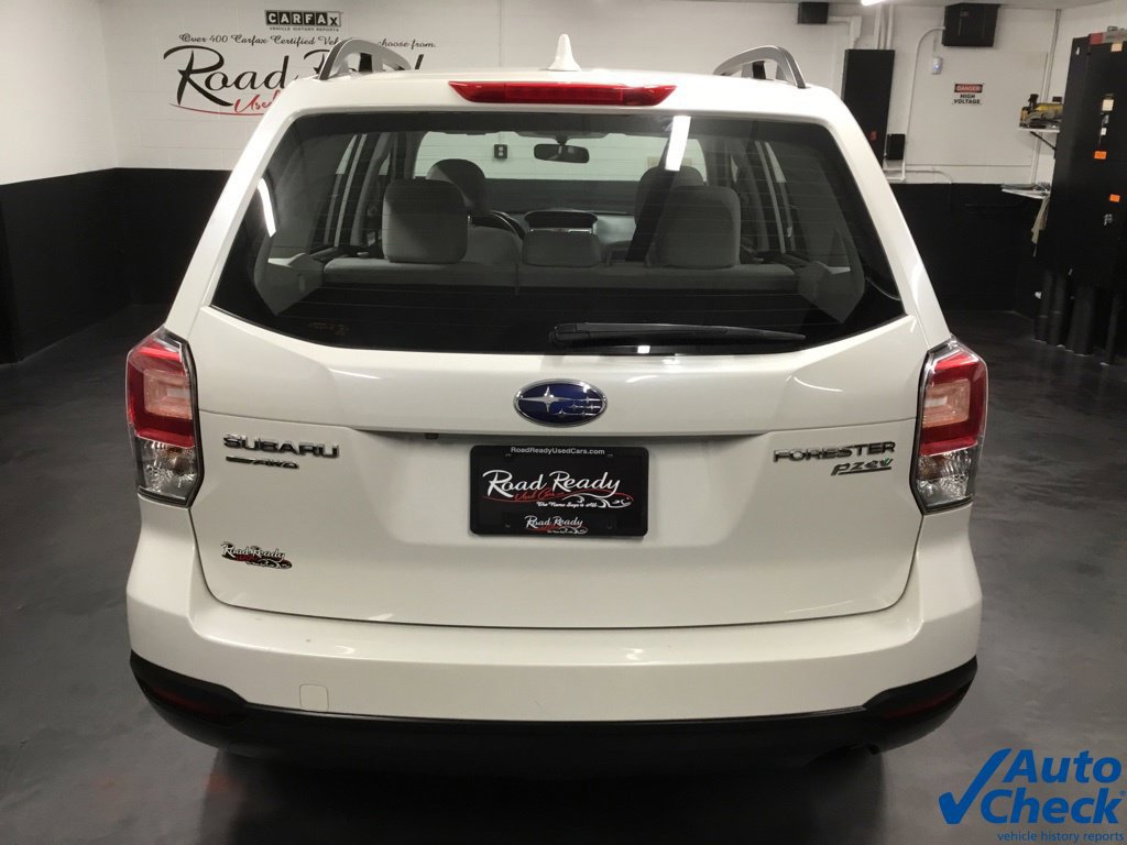 Used 2017 Subaru Forester 2.5i w/ Alloy Wheel Package AWD/4WD image 9