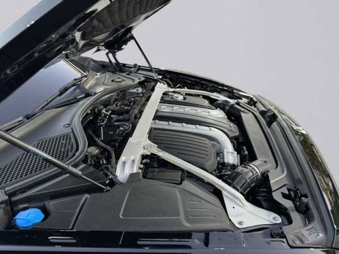Used 2022 Bentley Flying Spur W12 image 91