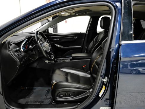 Used 2019 Chevrolet Impala Premier FWD image 15