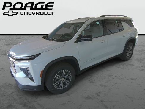 New 2027 Chevrolet Traverse LT w/ Driver Confidence Package FWD image 1