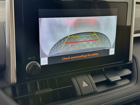 Used 2024 Toyota RAV4 XLE image 22
