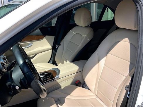 Used 2021 Mercedes-Benz C 300 Sedan image 25