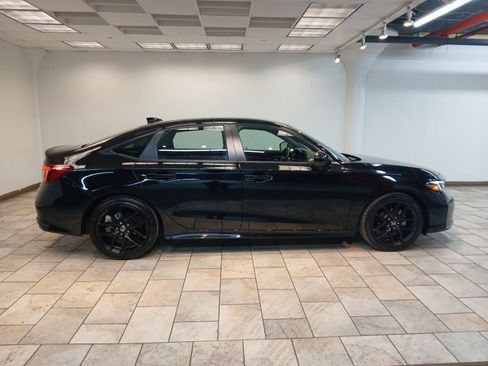 Used 2025 Honda Civic Sport image 2