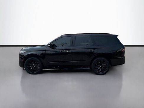 Used 2026 Lincoln Navigator Reserve w/ Jet Appearance Package AWD/4WD image 8