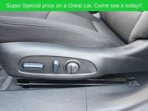 Used 2024 Chevrolet Malibu LT FWD image 10