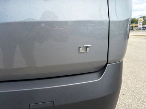 Certified 2023 Chevrolet Traverse LT FWD image 13