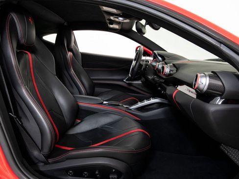 Certified 2018 Ferrari 812 Superfast RWD image 13