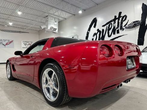 Used 2002 Chevrolet Corvette Coupe w/ Preferred Equipment Group2 RWD image 4