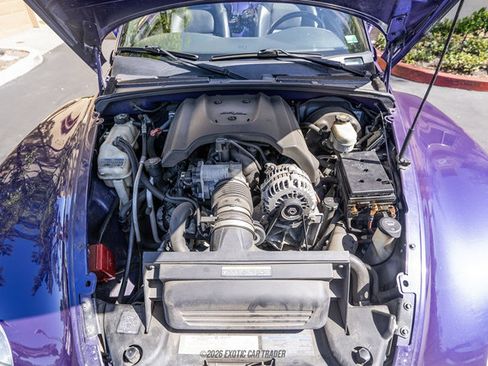 Used 2004 Chevrolet SSR w/ Preferred Equipment Group RWD image 27
