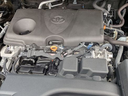 Used 2023 Toyota RAV4 XLE Premium image 35