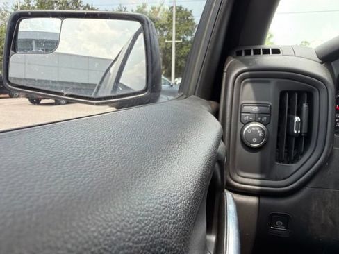 Used 2021 Chevrolet Silverado 1500 Custom w/ Safety Confidence Package RWD image 9