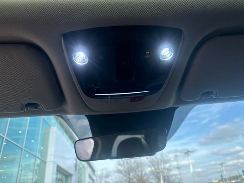 Used 2023 Kia Sorento SX image 16