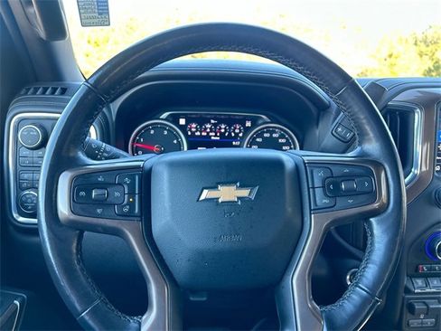 Used 2021 Chevrolet Silverado 2500 High Country w/ Z71 Off-Road Package image 15