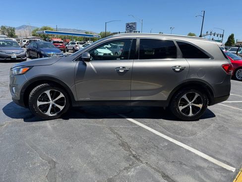 Used 2016 Kia Sorento EX w/ EX Premium Package AWD/4WD image 4