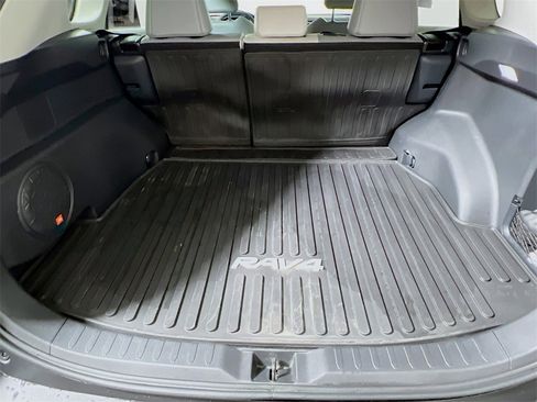 Used 2025 Toyota RAV4 Limited image 24