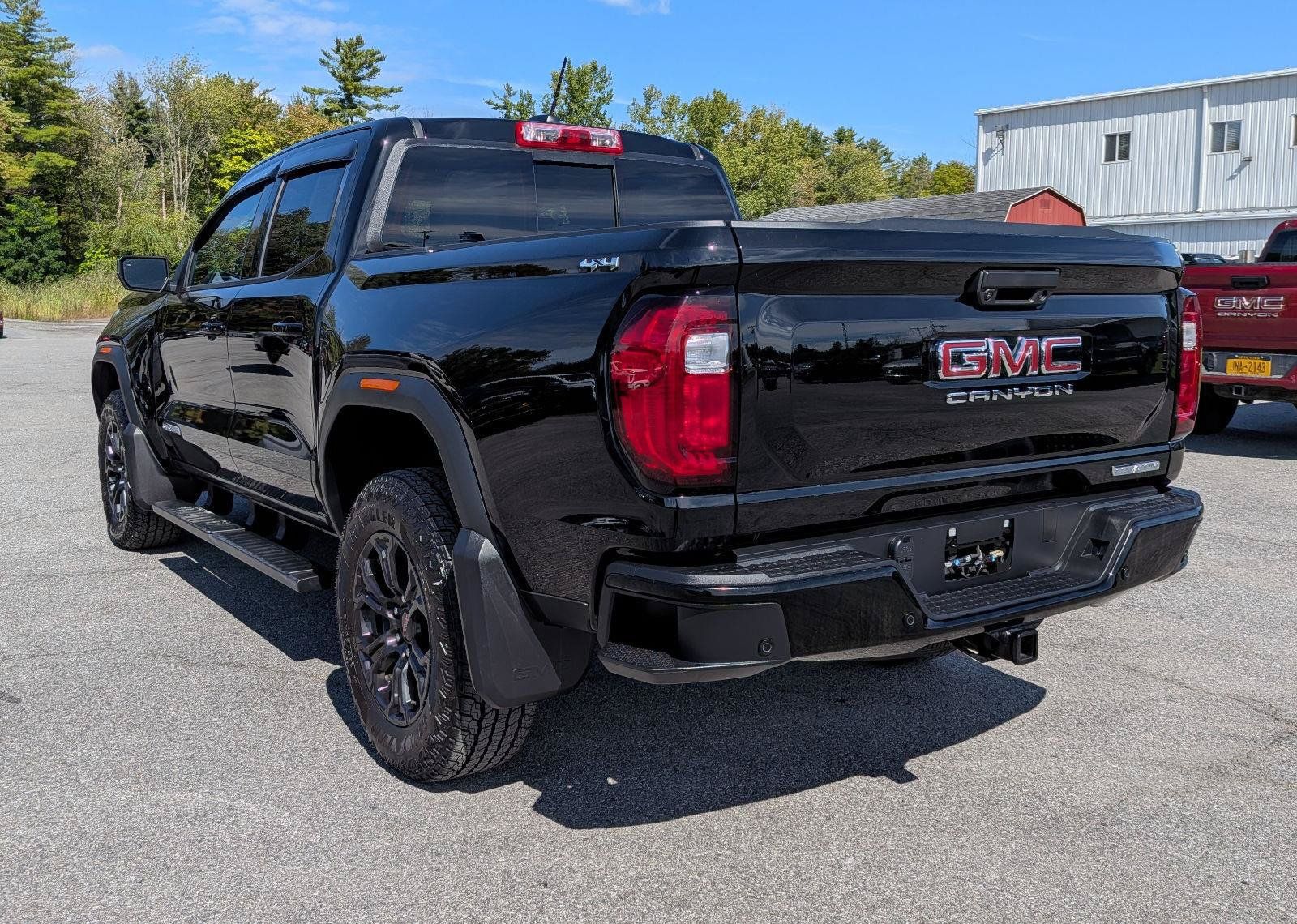Used 2025 GMC Canyon Elevation w/ Convenience Package AWD/4WD image 7