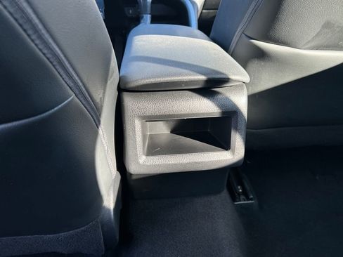 Used 2024 Toyota Camry SE image 25