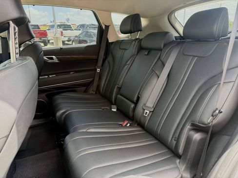Used 2024 Genesis GV80 2.5T AWD/4WD image 7