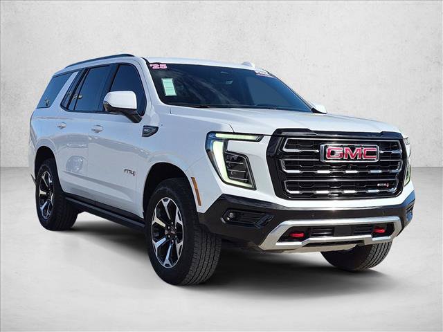 Used 2025 GMC Yukon AT4 w/ AT4 Premium Plus Package AWD/4WD image 3