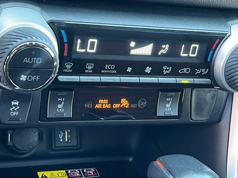 Used 2023 Toyota RAV4 XSE AWD/4WD image 14