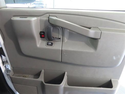 Used 2021 Chevrolet Express 2500 w/ Driver Convenience Package RWD image 26