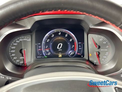 Used 2015 Chevrolet Corvette Z06 w/ 3LZ Preferred Equipment Group RWD image 19