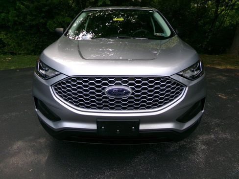 Used 2023 Ford Edge SE AWD/4WD image 3