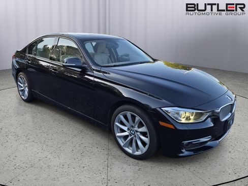 Used 2012 BMW 328i Sedan RWD image 2