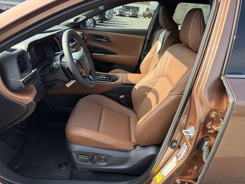 New 2026 Toyota Crown Signia Limited image 9