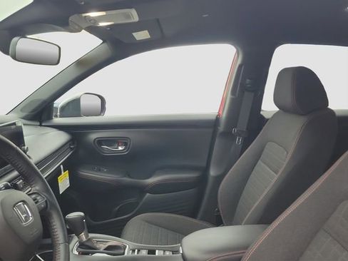 Used 2023 Honda HR-V Sport image 4