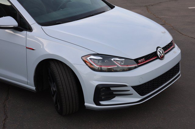Used 2020 Volkswagen GTI SE FWD image 10