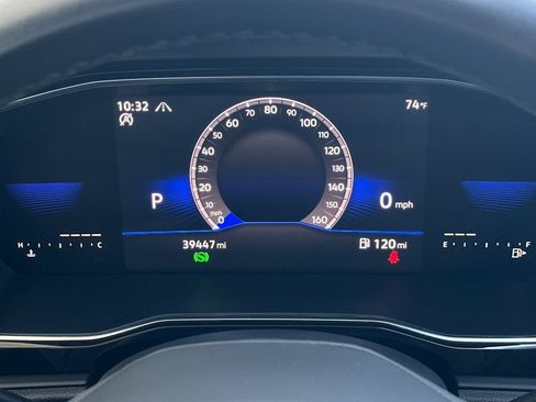 Used 2023 Volkswagen Jetta SE FWD image 23