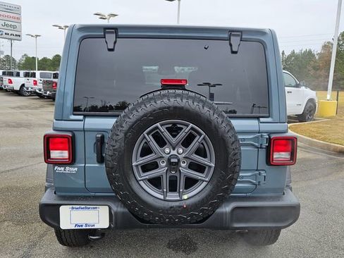 New 2026 Jeep Wrangler Unlimited Sport AWD/4WD image 11