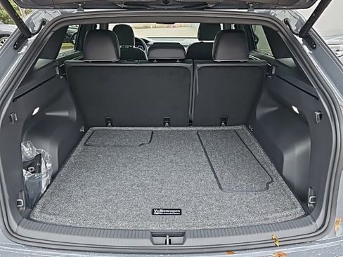 New 2026 Volkswagen Atlas Cross Sport SEL Premium R-Line image 19