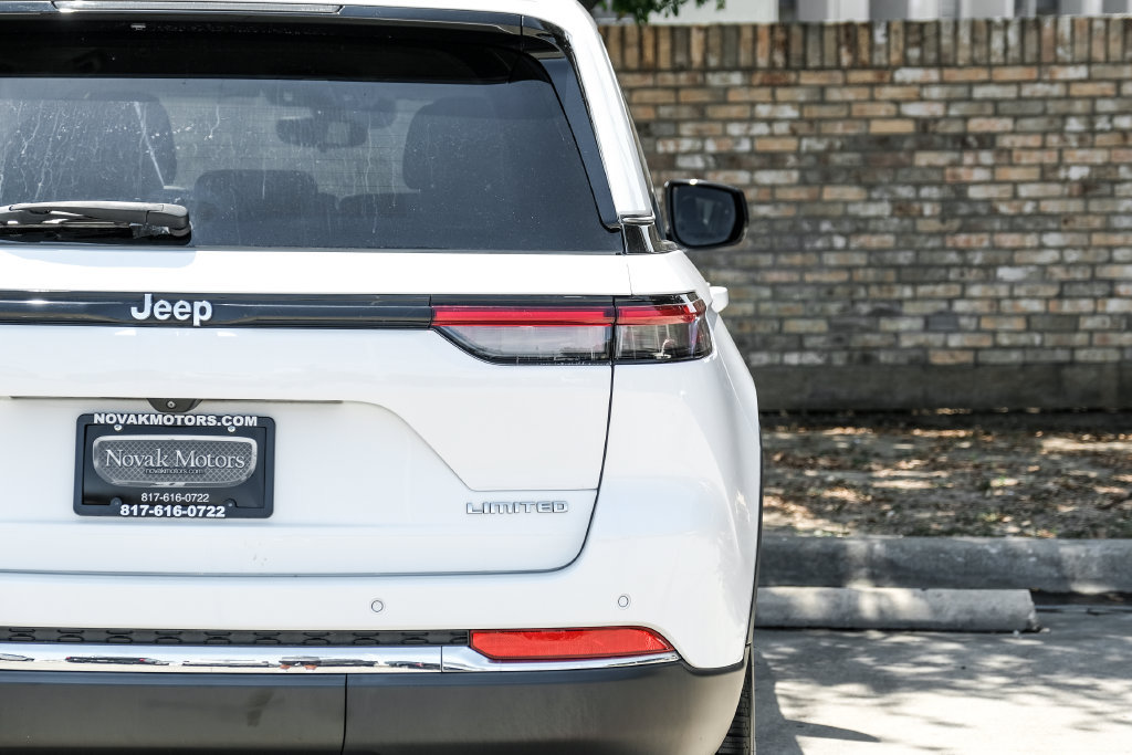 Used 2022 Jeep Grand Cherokee Limited RWD image 60