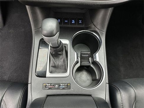 Used 2018 Toyota Highlander Limited image 20