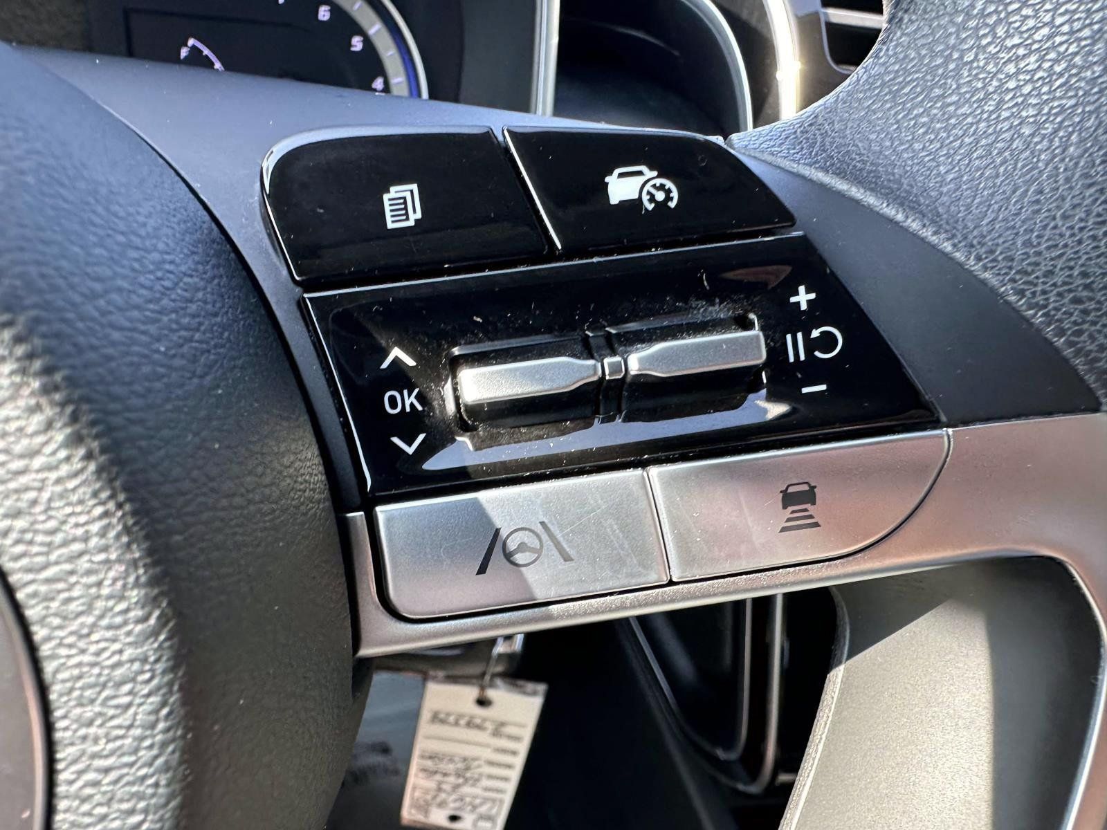 Used 2023 Hyundai Tucson SE AWD/4WD image 17