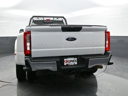 Used 2023 Ford F350 XLT image 8