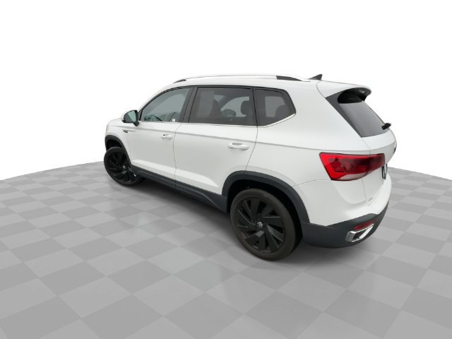 Used 2023 Volkswagen Taos SEL w/ Black Wheel Package AWD/4WD image 6