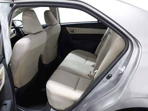 Used 2015 Toyota Corolla LE FWD image 15