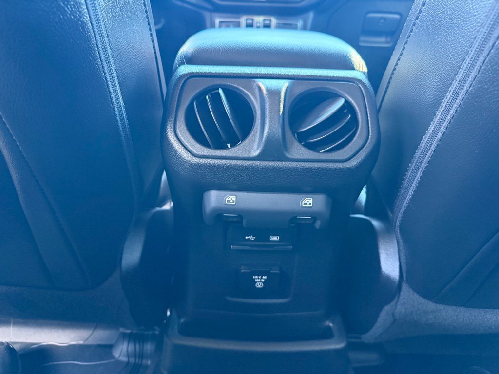 Used 2020 Jeep Wrangler Unlimited Sahara AWD/4WD image 35