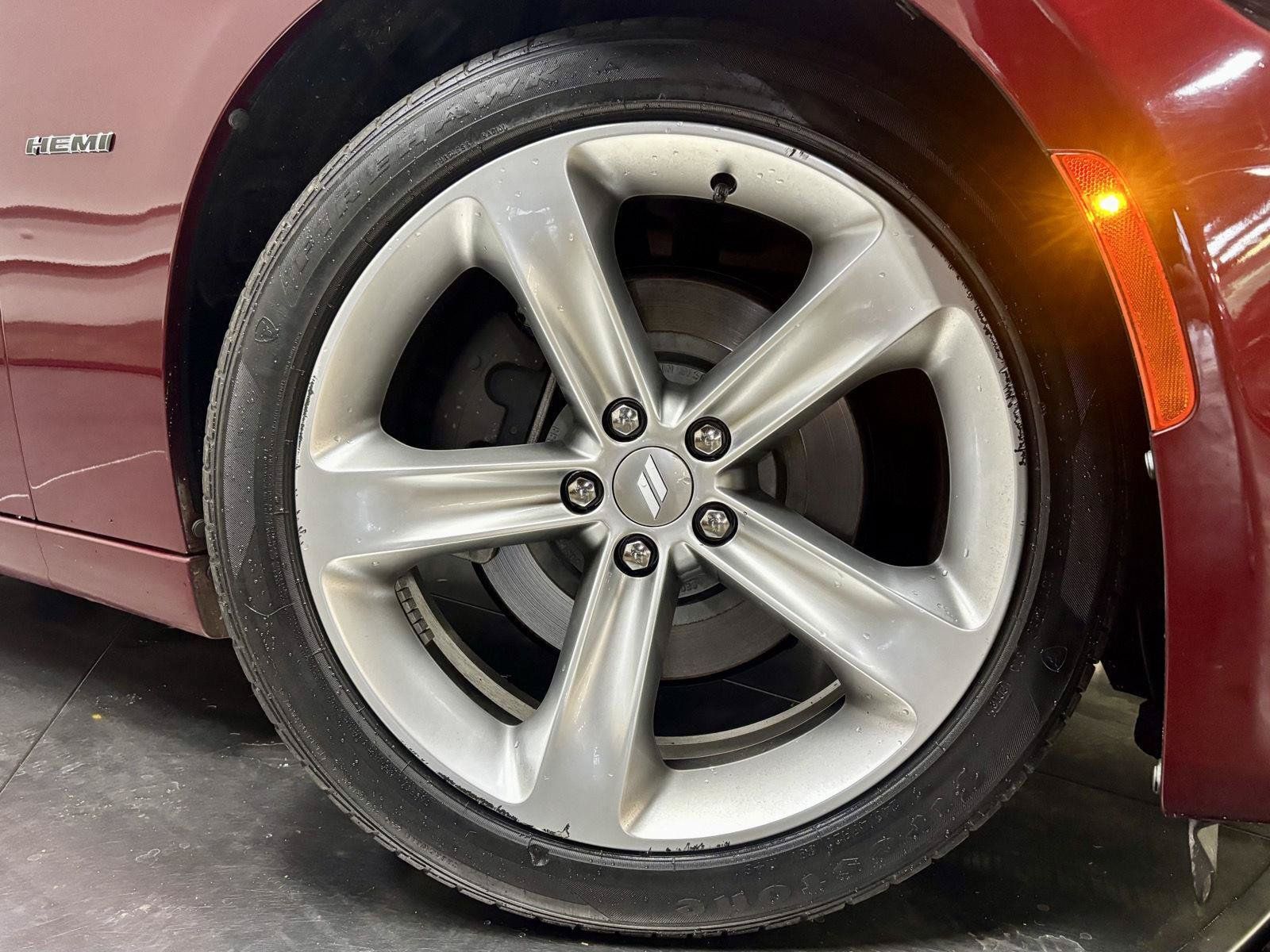 Used 2018 Dodge Charger R/T RWD image 8