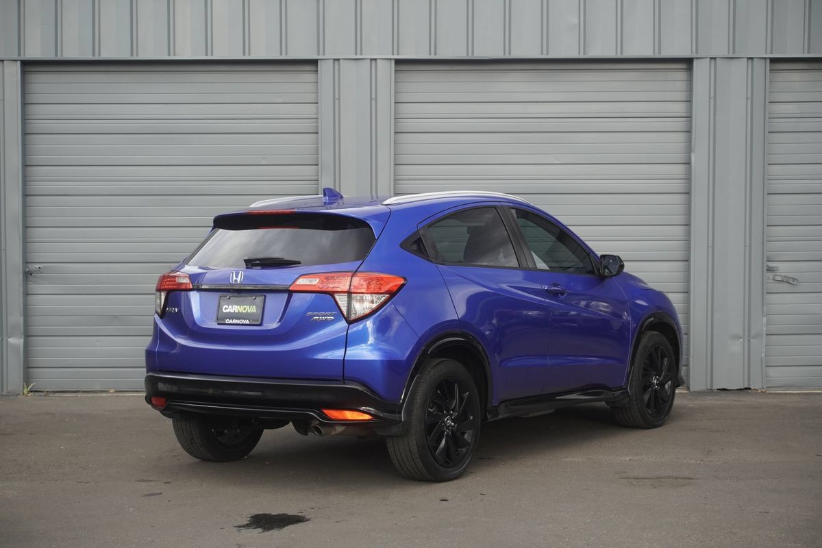 Used 2021 Honda HR-V Sport image 4
