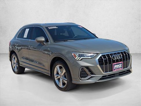 Used 2020 Audi Q3 2.0T Premium Plus w/ Premium Plus Package image 3