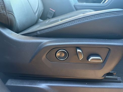 Used 2024 GMC Sierra 2500 Denali w/ Technology Package image 42