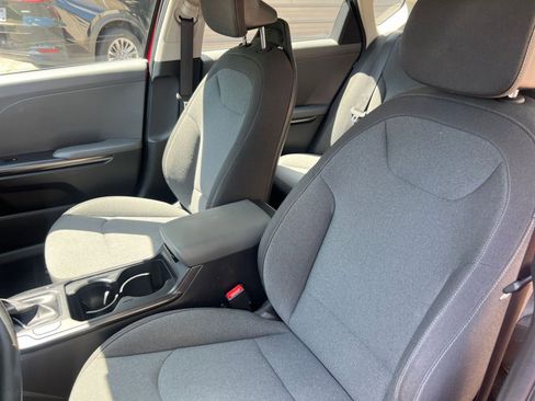 Used 2025 Kia K4 LXS FWD image 22