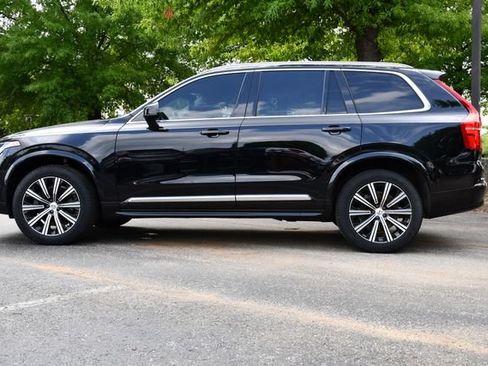 Certified 2023 Volvo XC90 B5 Plus w/ Protection Package Premier AWD/4WD image 4